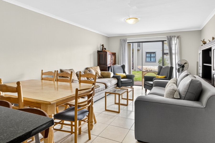 To Let 2 Bedroom Property for Rent in Heritage Park Western Cape